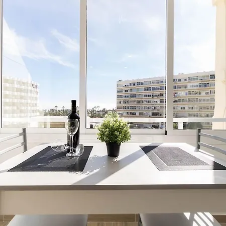 Seaview Estudio Апартаменти *